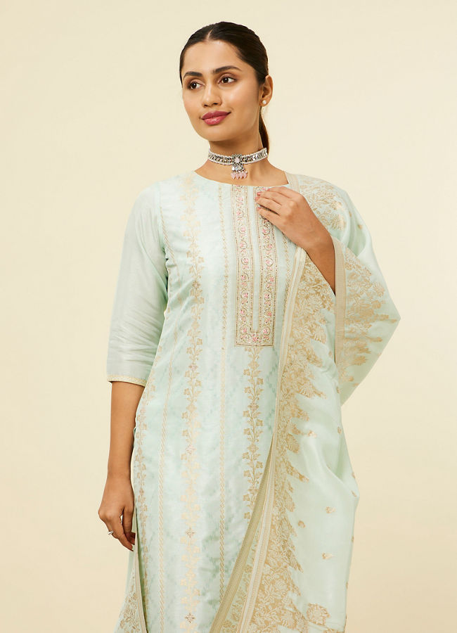 alt message - Mohey Women Light Blue Bel Buti Patterned Stitched Suit image number 1